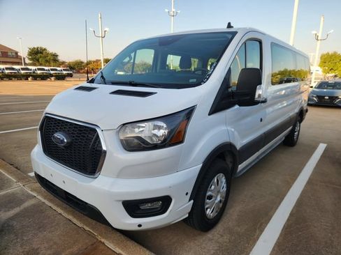 Used 2024 Ford Transit 350 XLT RWD image 3
