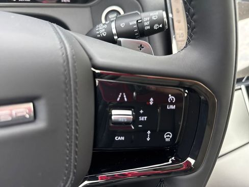 New 2026 Land Rover Range Rover Velar Dynamic SE image 21