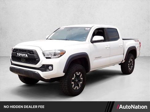 Used 2019 Toyota Tacoma TRD Off-Road AWD/4WD image 1