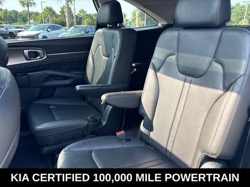 Certified 2022 Kia Sorento SX AWD/4WD image 12