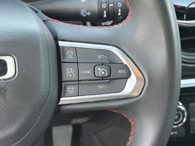 Used 2024 Jeep Compass Trailhawk AWD/4WD image 27