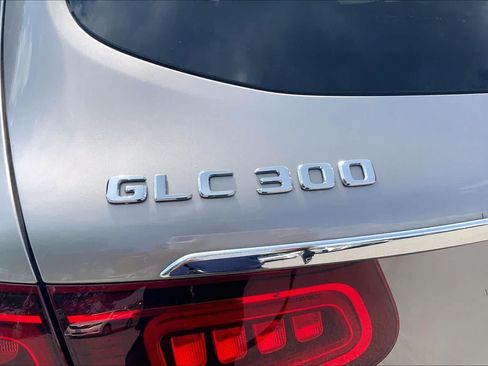 Used 2020 Mercedes-Benz GLC 300 4MATIC image 32