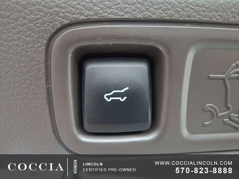 Certified 2023 Lincoln Navigator L Reserve image 29