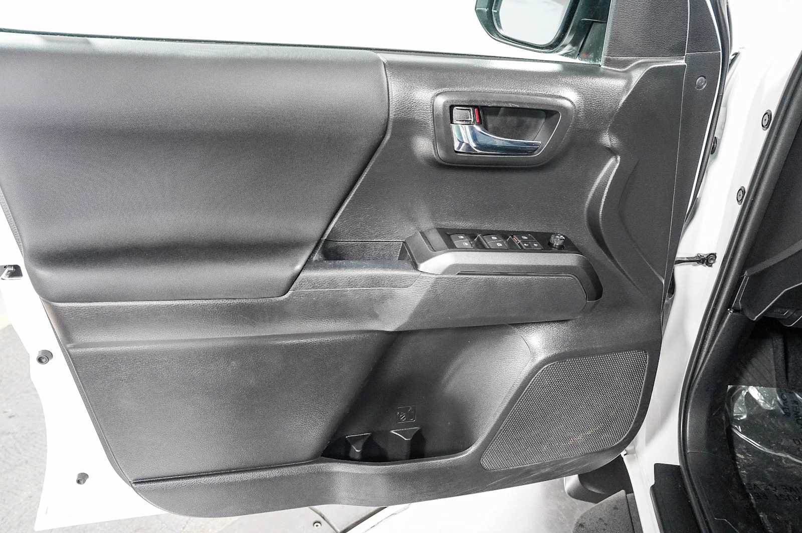 Certified 2023 Toyota Tacoma TRD Sport AWD/4WD image 21