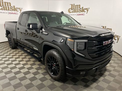 Used 2025 GMC Sierra 1500 Elevation w/ Preferred Package image 1