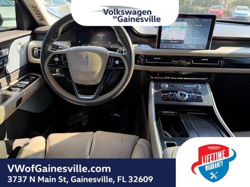 Used 2020 Lincoln Aviator Reserve w/ Equipment Group 202A image 15