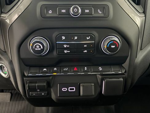 New 2026 Chevrolet Silverado 1500 Custom Trail Boss w/ Midnight Edition AWD/4WD image 14