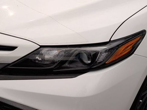 Used 2023 Toyota Camry SE FWD image 10