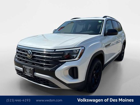 New 2026 Volkswagen Atlas Peak Edition AWD/4WD image 1