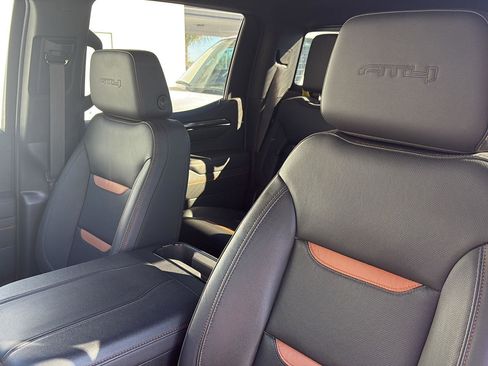 Used 2023 GMC Sierra 1500 AT4 w/ AT4 Premium Package image 31