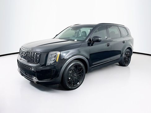 Used 2022 Kia Telluride SX w/ SX Prestige Package AWD/4WD image 3