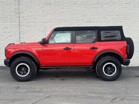 Certified 2023 Ford Bronco Badlands w/ Sasquatch Package image 7