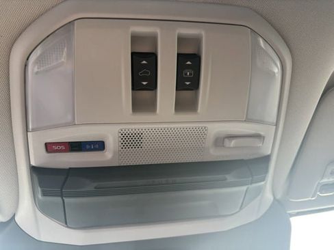 New 2025 Subaru Ascent Limited image 85