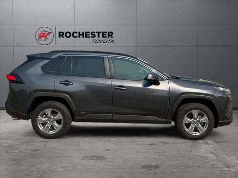 Certified 2025 Toyota RAV4 XLE AWD/4WD image 36