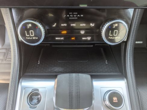 Used 2023 Jaguar F-PACE S image 24