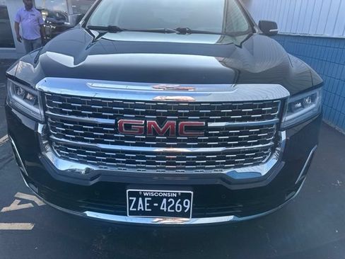 Used 2023 GMC Acadia Denali w/ LPO, Adventure Package AWD/4WD image 8