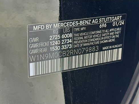 Used 2024 Mercedes-Benz EQB 250+ image 12
