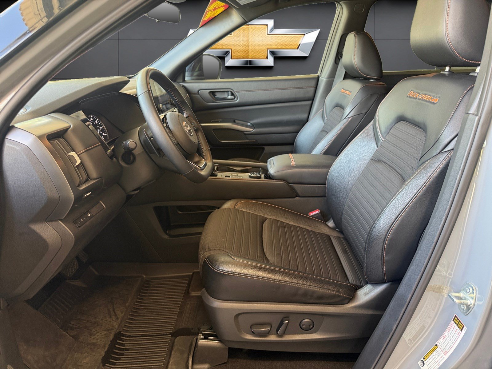 Used 2023 Nissan Pathfinder Rock Creek AWD/4WD image 9