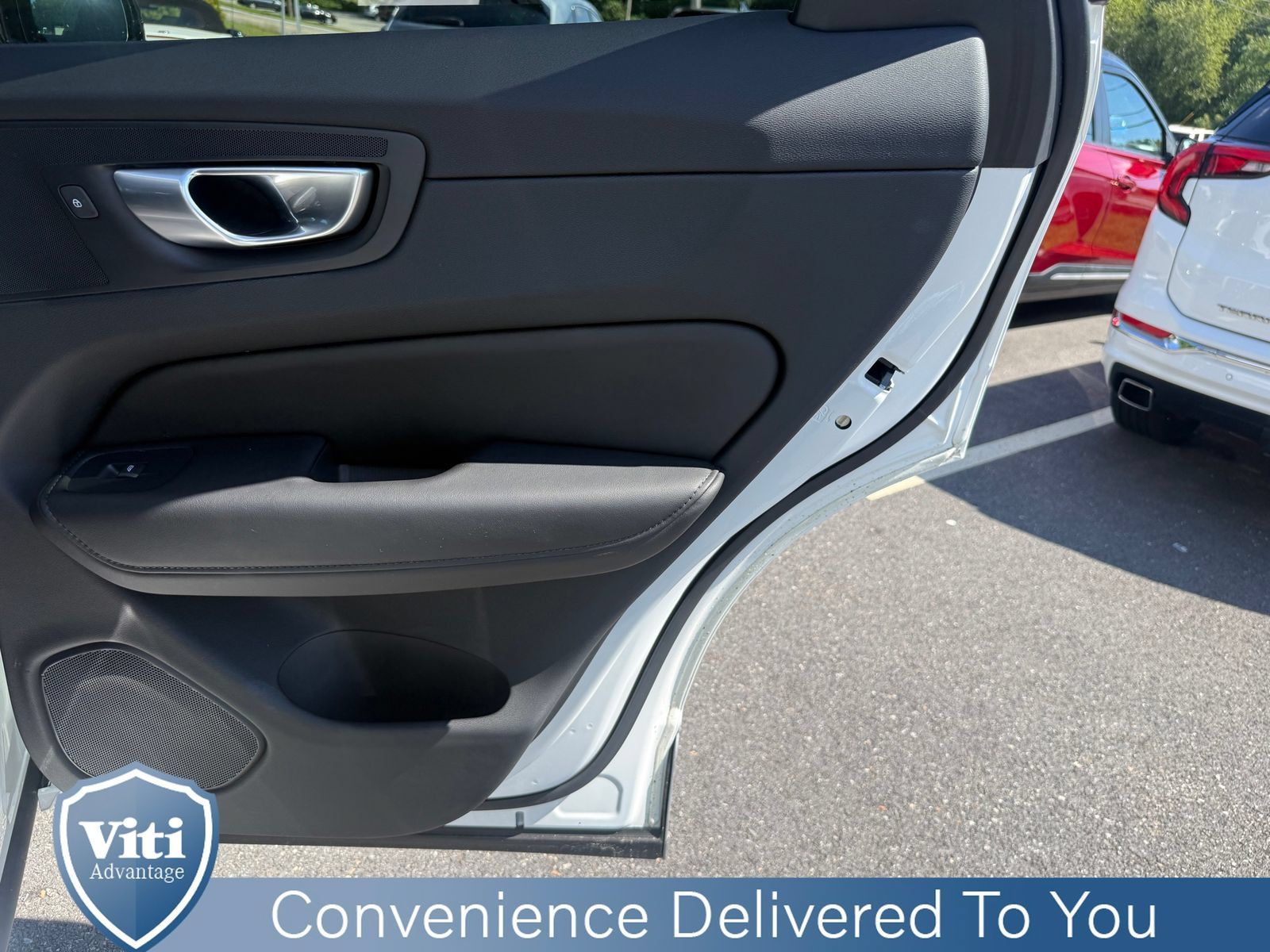 Used 2024 Volvo XC60 B5 Core w/ Protection Package Premier AWD/4WD image 26