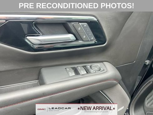 Used 2025 Chevrolet Tahoe RST w/ Comfort Package AWD/4WD image 24