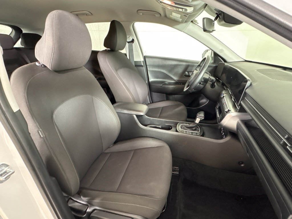Used 2025 Hyundai Kona SEL FWD image 18