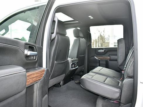 Used 2021 Chevrolet Silverado 2500 High Country w/ Z71 Off-Road Package image 18