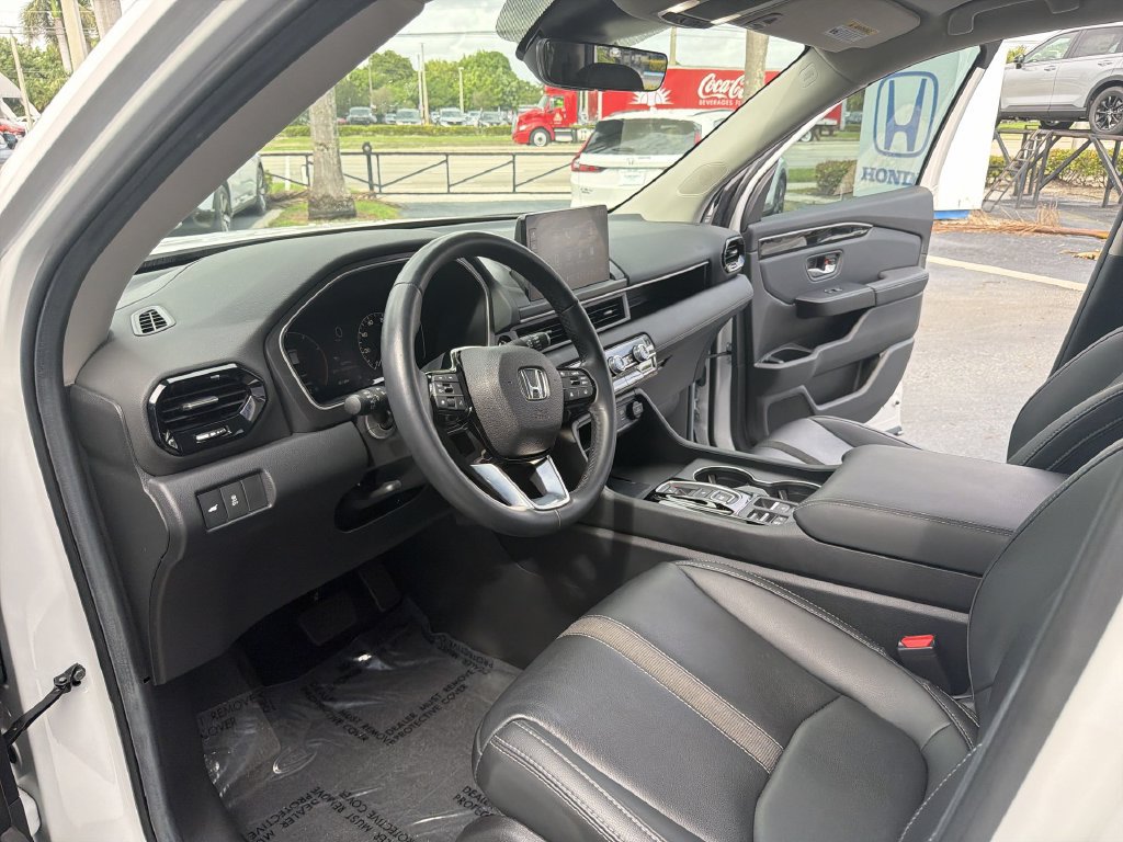 Certified 2025 Honda Pilot EX-L image 30