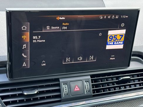 Used 2022 Audi SQ5 Premium image 17