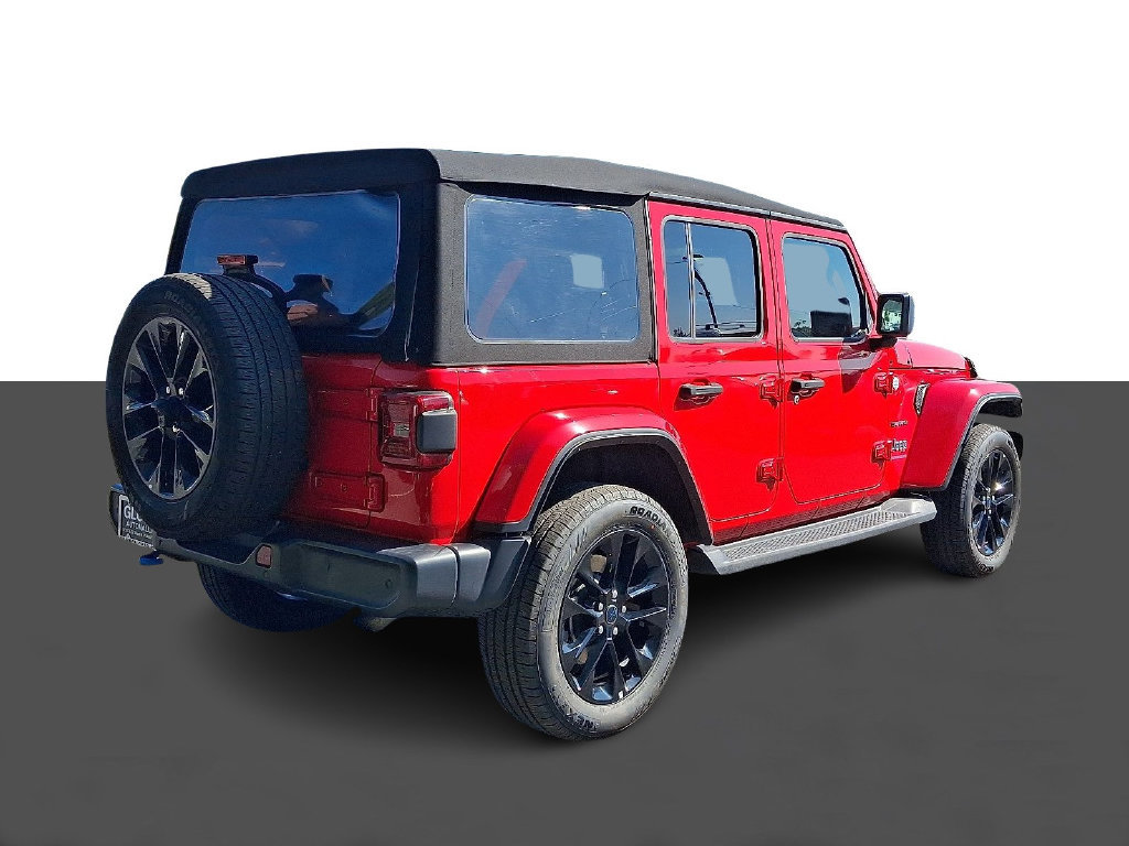 Used 2024 Jeep Wrangler Unlimited Sahara w/ Technology Group AWD/4WD image 7