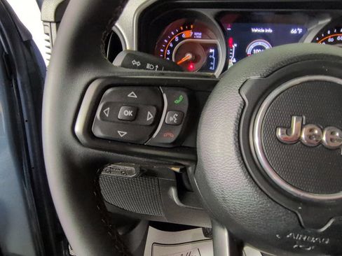 Used 2024 Jeep Wrangler Sport AWD/4WD image 19