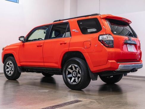 Certified 2024 Toyota 4Runner TRD Off-Road Premium w/ Off Road Premium Plus Package AWD/4WD image 8