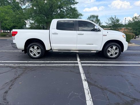 Used 2011 Toyota Tundra Limited w/ Memory Pkg AWD/4WD image 6