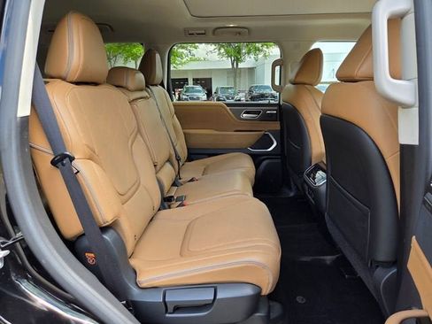 Used 2025 INFINITI QX80 Luxe w/ Cargo Package RWD image 24