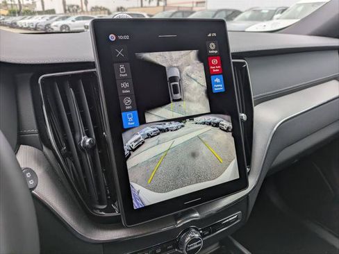 New 2026 Volvo XC60 T8 Ultra w/ Climate Package PRO AWD/4WD image 9