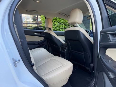 Used 2024 Ford Edge SEL w/ Convenience Package AWD/4WD image 39