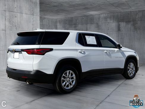 Used 2023 Chevrolet Traverse LS w/ Safety Package FWD image 4