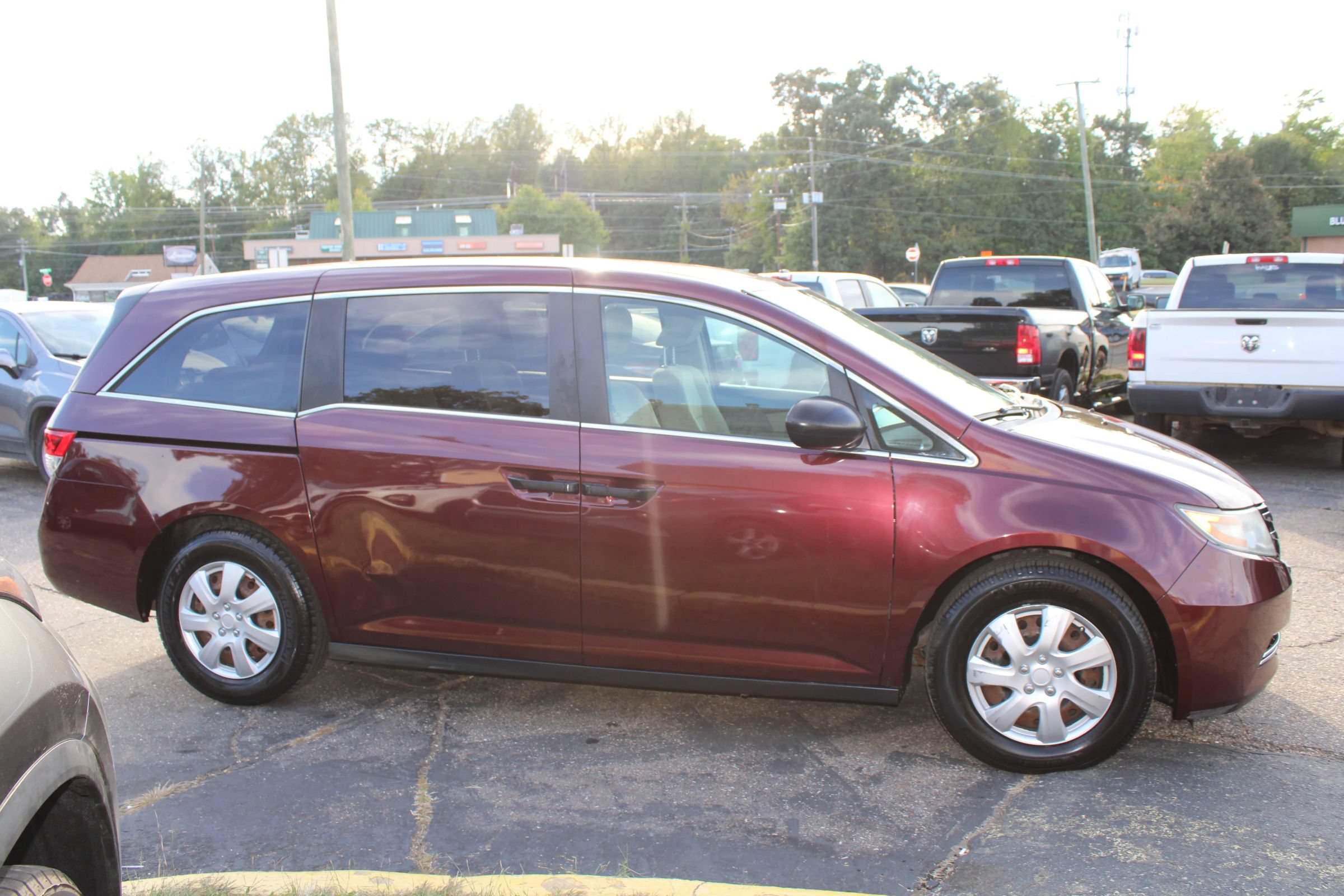 Used 2017 Honda Odyssey LX image 4