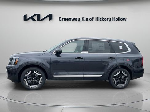 New 2025 Kia Telluride S image 4