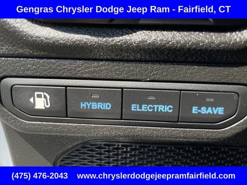 Used 2024 Jeep Wrangler Unlimited w/ Convenience Group AWD/4WD image 35