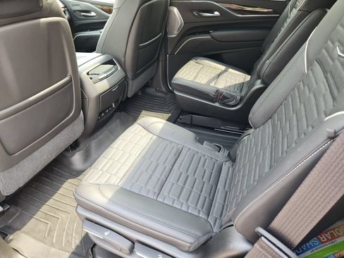 Used 2021 Cadillac Escalade Sport Platinum w/ LPO, ONYX Package AWD/4WD image 33