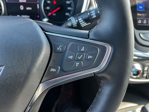 Certified 2024 Chevrolet Equinox LT AWD/4WD image 17