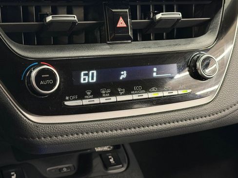 Used 2021 Toyota Corolla XSE FWD image 26