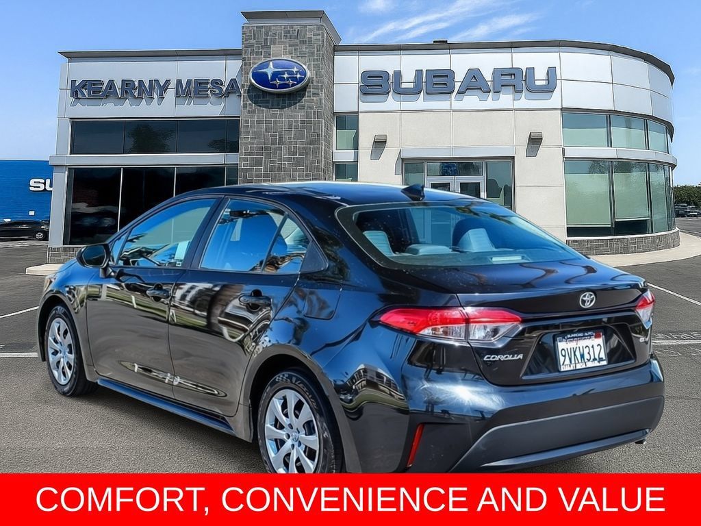 Used 2021 Toyota Corolla LE FWD image 4