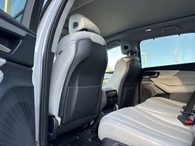 Used 2022 Acura MDX w/ Technology Package FWD image 16