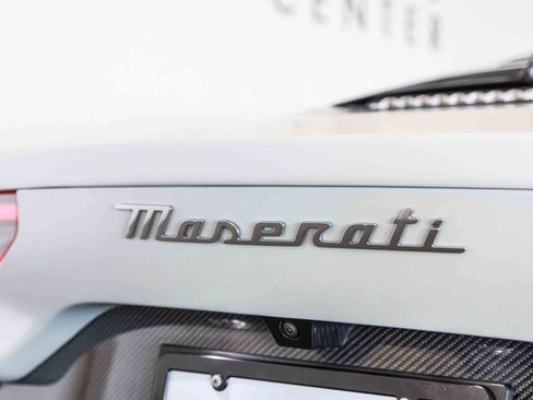 Used 2022 Maserati MC20 Coupe RWD image 34