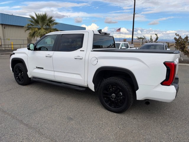 Used 2024 Toyota Tundra Limited AWD/4WD image 5
