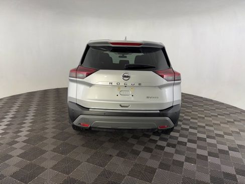 Certified 2021 Nissan Rogue SV image 6