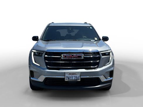 Used 2025 GMC Acadia Elevation FWD image 8