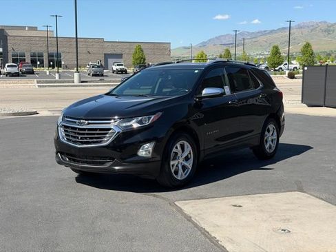 Used 2021 Chevrolet Equinox Premier AWD/4WD image 9
