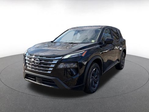 Used 2025 Nissan Rogue SV image 4